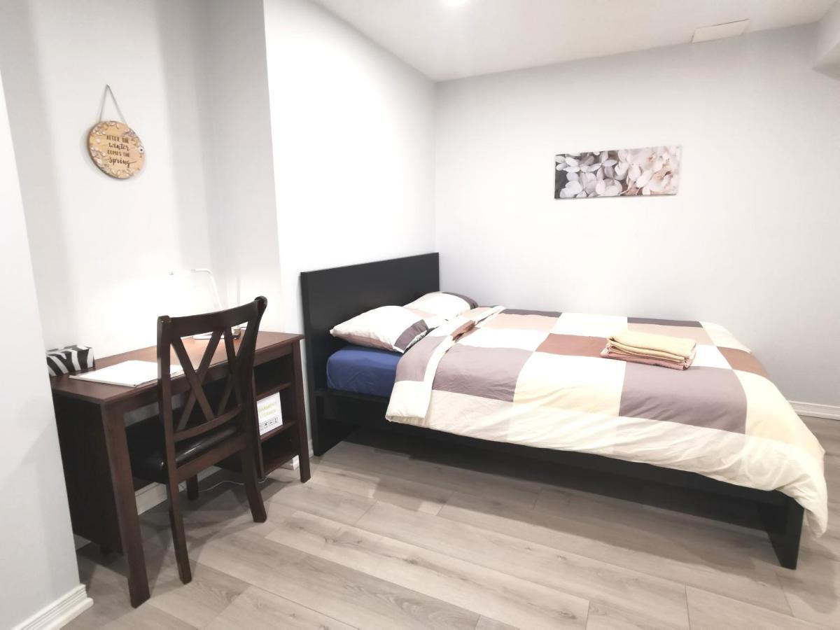 Perfect Location Comfort Private House Lower Level 2 Bedroom Unit Миссиссага Экстерьер фото