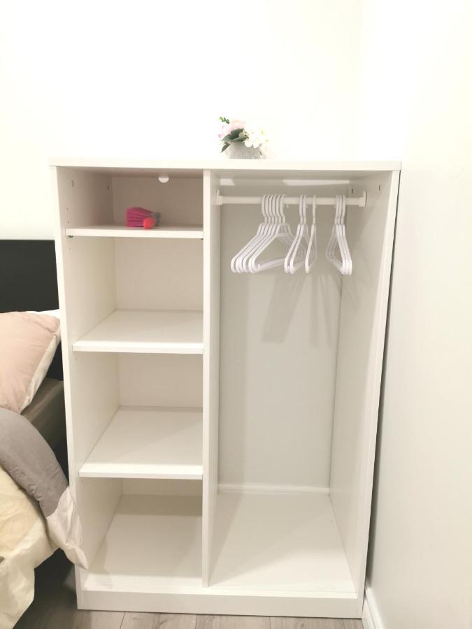Perfect Location Comfort Private House Lower Level 2 Bedroom Unit Миссиссага Экстерьер фото
