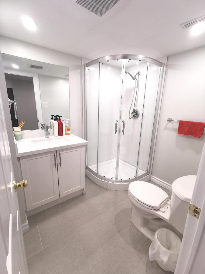 Perfect Location Comfort Private House Lower Level 2 Bedroom Unit Миссиссага Экстерьер фото